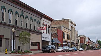 IoniaDowntownCommercialHistoricDistrict1.jpg