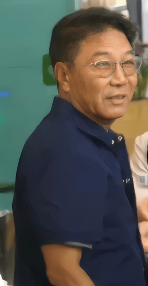 Leesooman2019.png