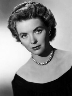 Studio publicity Dorothy McGuire.jpg