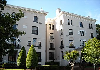 William Borah Apartments.JPG