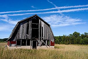 Barratt Pig Barn