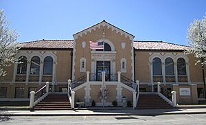 Blackwell ok public library