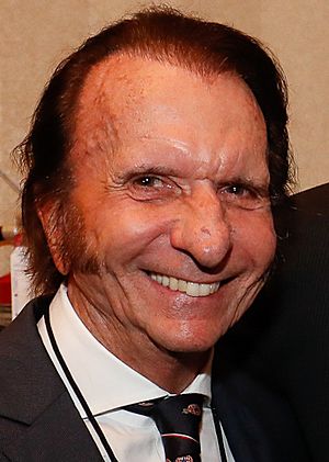 Emerson Fittipaldi in 2020 (cropped).JPG