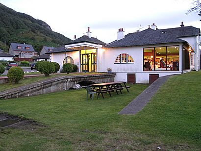 Kentallen railway station in 2005.jpg