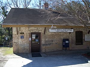 Lloyd Railroad Depot02