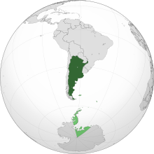 Argentine territory in dark green; territory claimed but not controlled by Argentina in light green