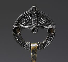 Celtic - Ring Brooch - Walters 542342 - Detail