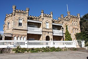 Fernleigh Castle, Fernleigh Gardens