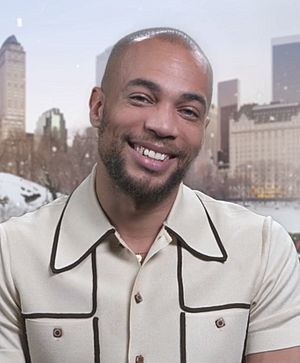 Kendrick sampson 2022 2.jpg