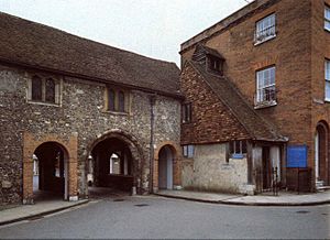 Kingsgate-Winchester.jpg