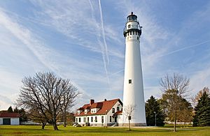 Wind Point Lighthouse 071104 edit2