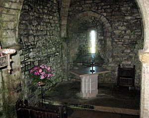 2010-08-04-St Alban's Head Chapel 02