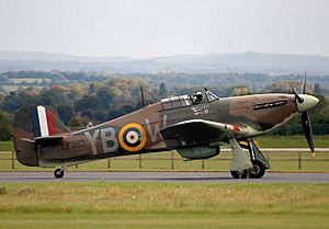 Bobmf hurricane iic lf363 at kemble arp