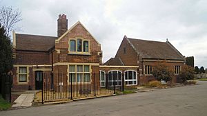 Cambridge City Cemetery Chapel