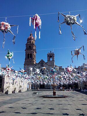 DecoratedPlazanexttoCathedralMorelia