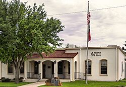 La vernia city hall 2013.jpg