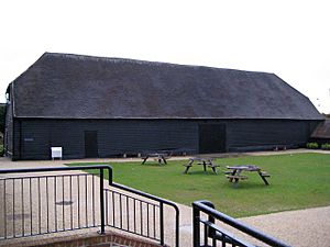 Manor Farm Great Barn Ruislip - geograph-1872739