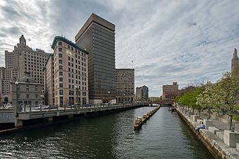 Providence River from the Crawford Street Bridge.jpg