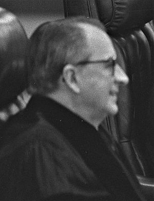 Thomas Morrow Reavley, 1985.jpg