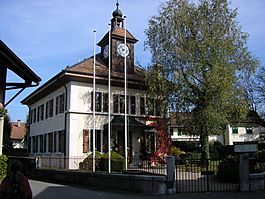 AvullyMairie-20081018.jpg