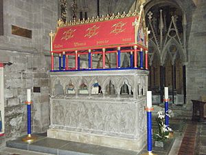 Hereford Cathedral (7823179108)