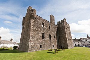 MacLellan's Castle exterior 2 August 2013