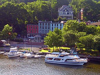 Rondout-West Strand.jpg