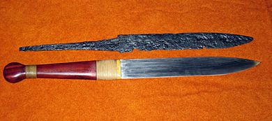 Seax with replica