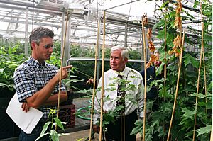 Sen. Lugar Grapes