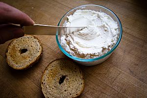 Toasted bagel with cream cheese