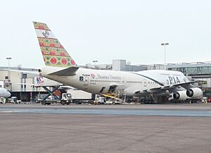 Boeing 747-300 (PIA) (5299437361)