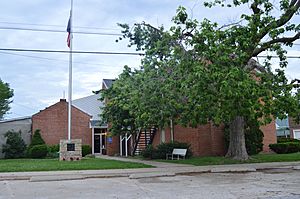 Calhoun County Courthouse in Hardin