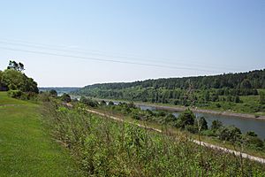 Divide Cut seen from the Holcut Memorial site