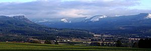 Holley and the surrounding upper Calapooia River valley