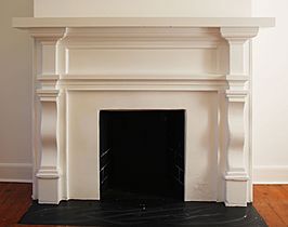 Hoss-House-1st-floor-east-side mantle