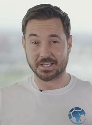 Martin Compston 2019 (cropped).jpg