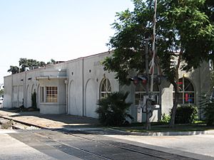 Pacific Electric depot, Rialto.jpg