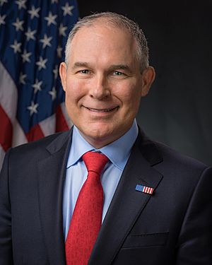 Scott Pruitt official portrait.jpg