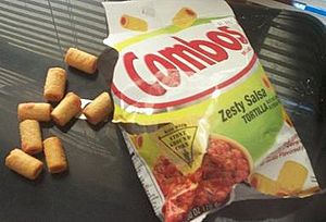 795px-Combos.JPG