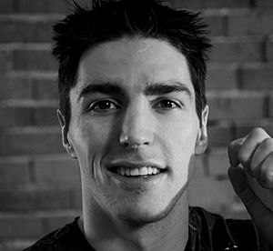 Alexandre Burrows (4369275067) (cropped1)