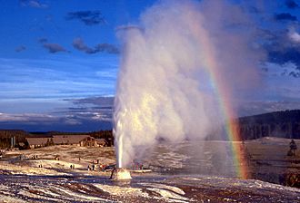 Beehive geyser 2.jpg