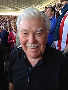 Dickie Davies.jpg