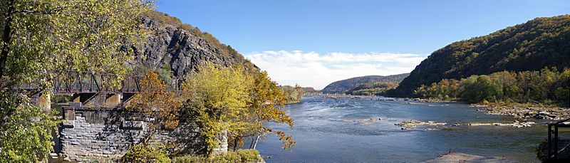 HarpersFerryRiverPanoramic