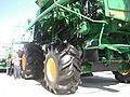 John Deere 9870 STS underbelly