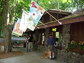 Manito Park Bench Cafe