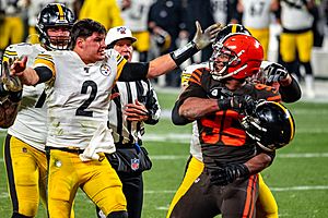 Mason Rudolph and Myles Garrett (49094097867)