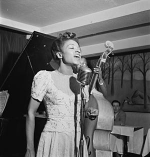 Maxine Sullivan Village vanguard ca. 19478