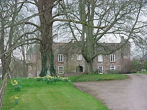 Treago-Castle-375001 13a17522-by-Tony-Bailey