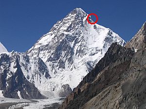 K2 campXI bivouacBonatti