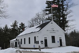 KensingtonNH TownHall.jpg